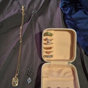 Gold and Black Layered Pendant Necklace Set - Elegant Dual-Tone Necklaces.